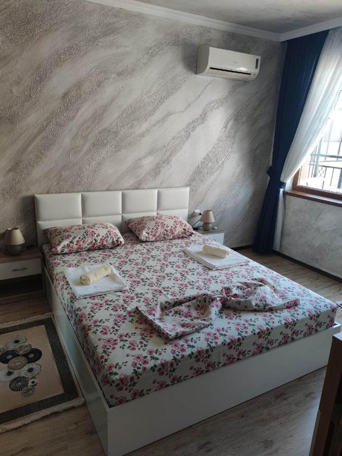 Apartament Piero เปาโมเรีย ภายนอก รูปภาพ