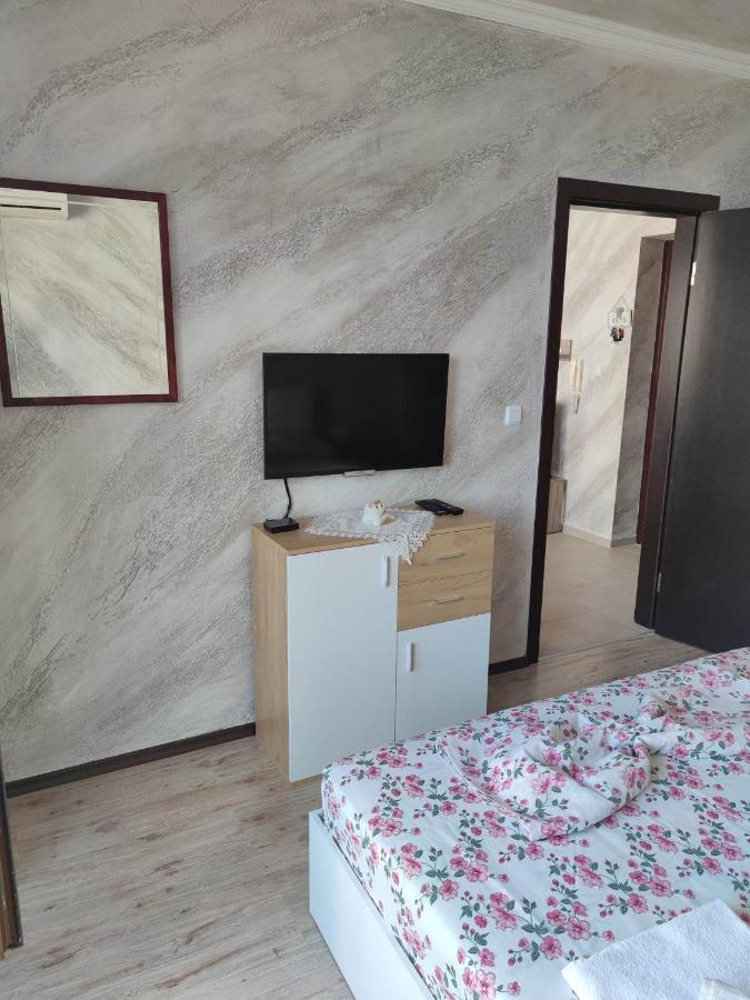 Apartament Piero เปาโมเรีย ภายนอก รูปภาพ